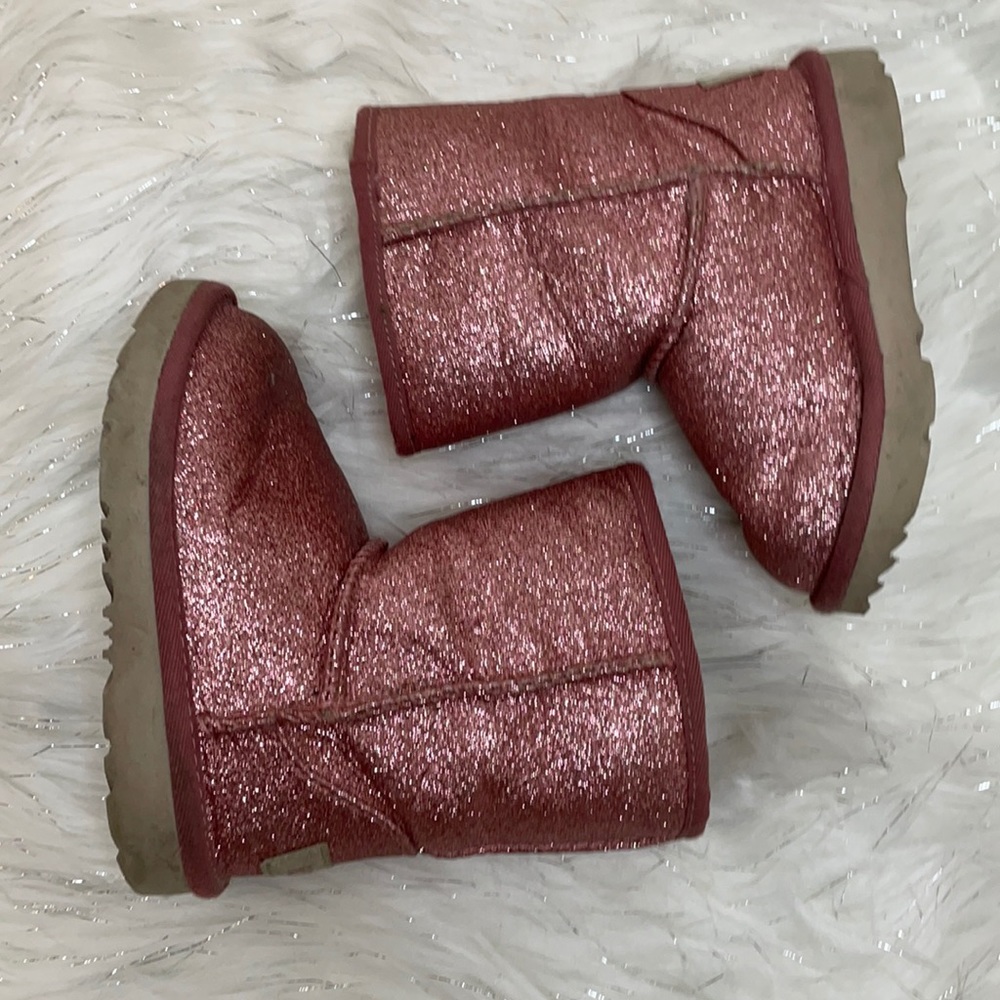 Toddler pink UGG sparkle boots